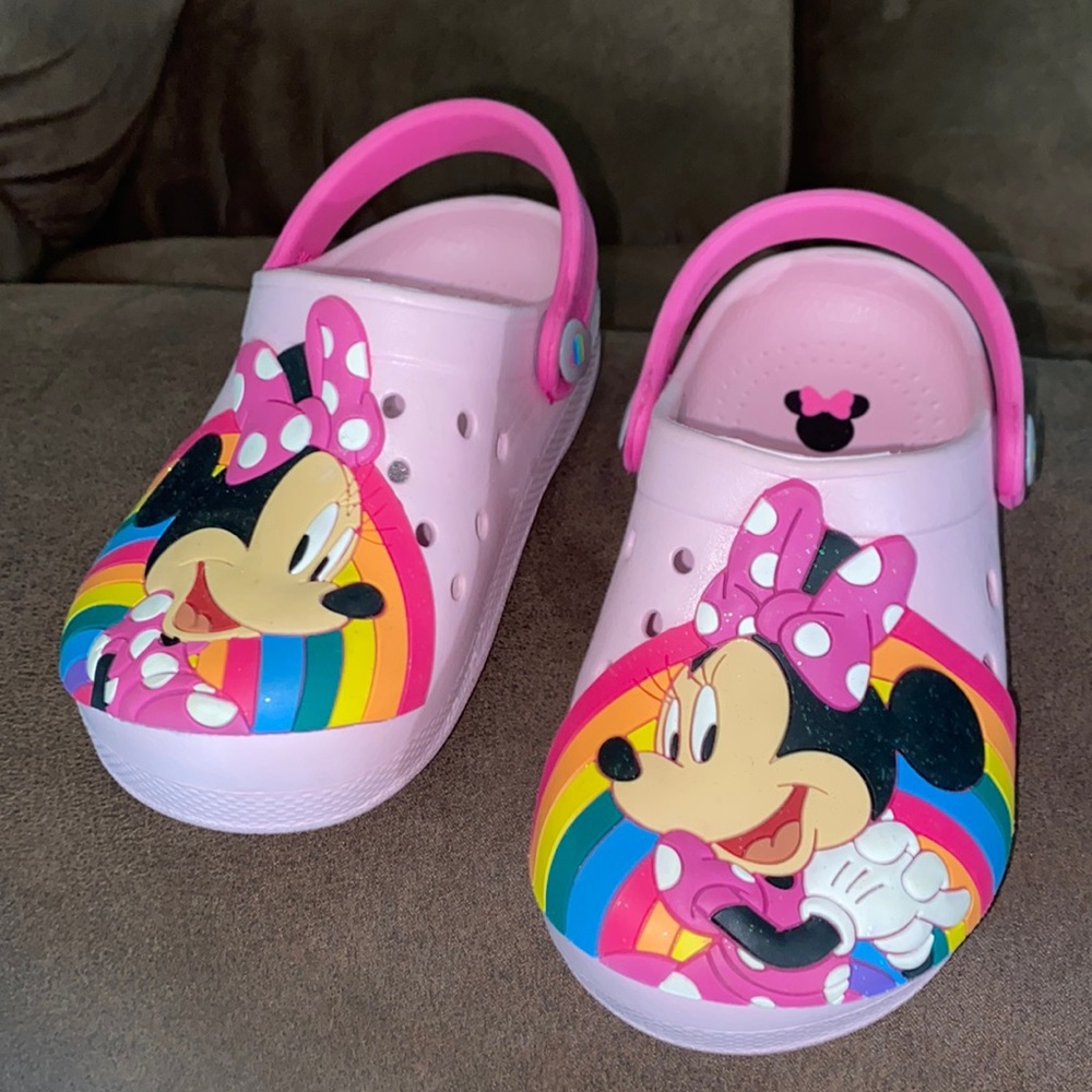Girls toddler 7-8 Minnie Mouse shoes